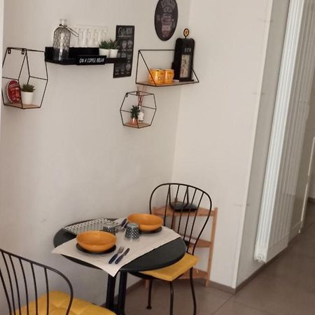 Holidaystudio Appartamento In Centro ซาแลร์โน ภายนอก รูปภาพ